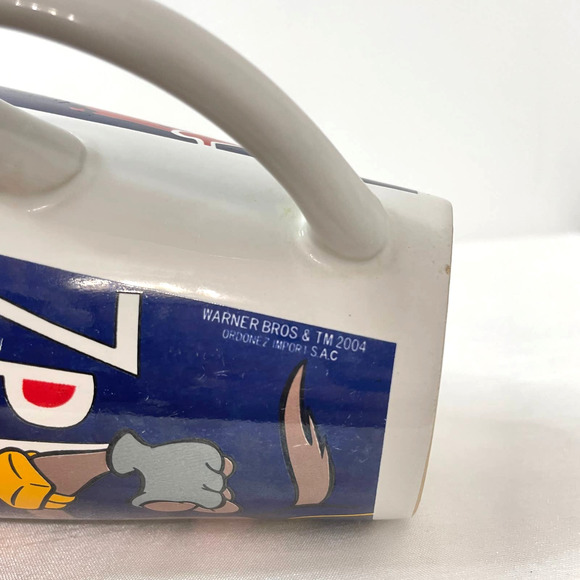 Warner Bros Looney Toons Tasmanian devil 2004 coffee mug - Picture 7 of 10